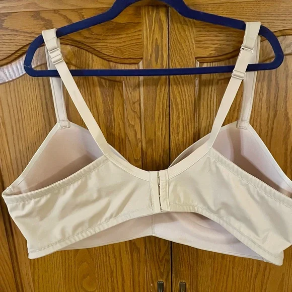 Cacique  Padded Bra 46D Great condition - Picture 5 of 8